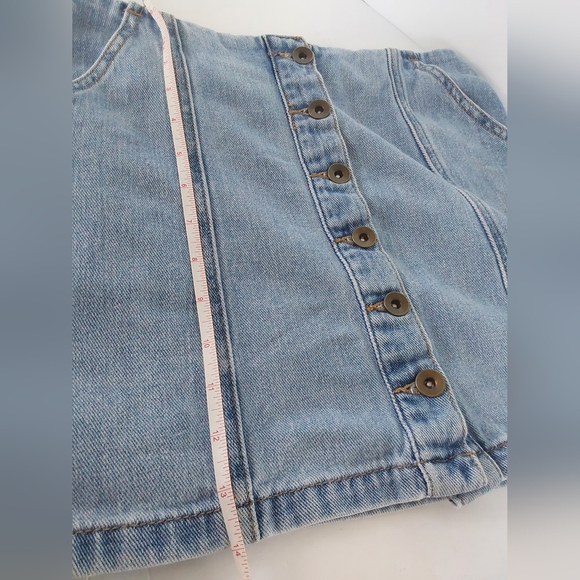 Forever 21 Size S Button Up Mini Demin Skirt - Picture 9 of 11
